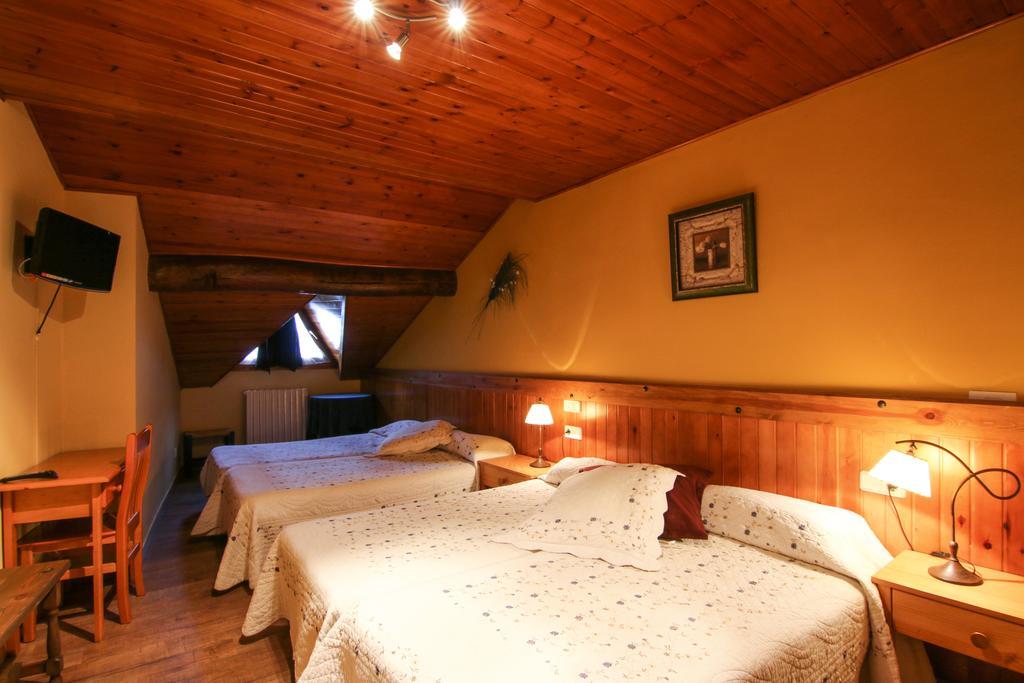 Roch Hotel Altron Room photo